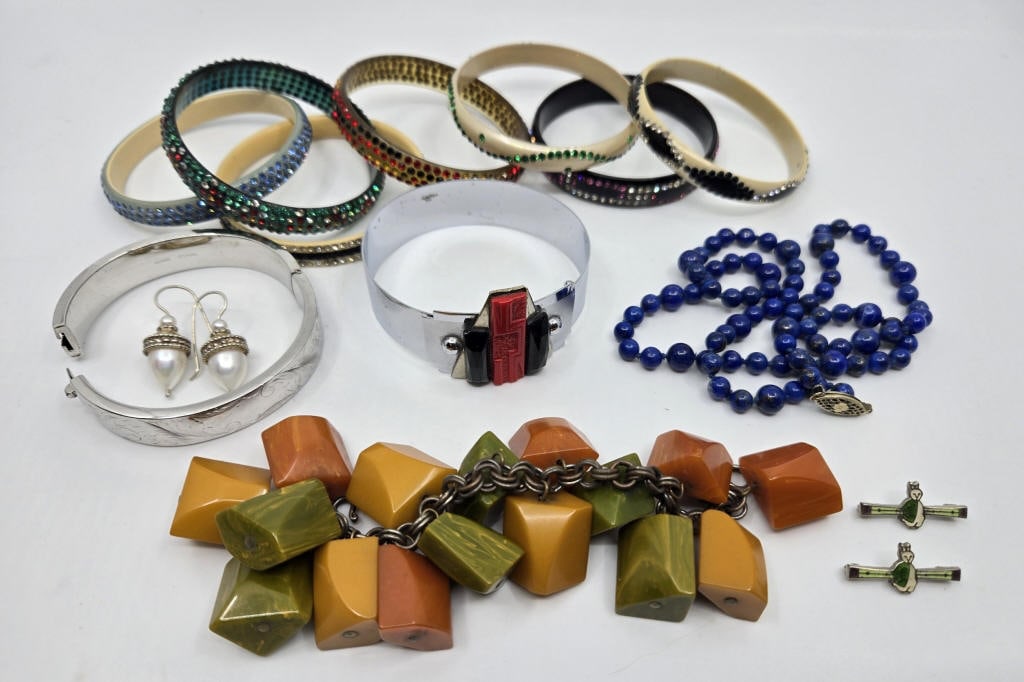 Costume Jewelry Grouping: Costume Jewelry Grouping, bakerlite,