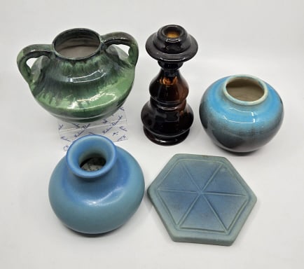 Art Pottery Grouping Van Briggle, Pigsah, Owens (1 of 10)