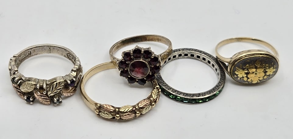 Estate Ring Grouping: Estate Ring Grouping