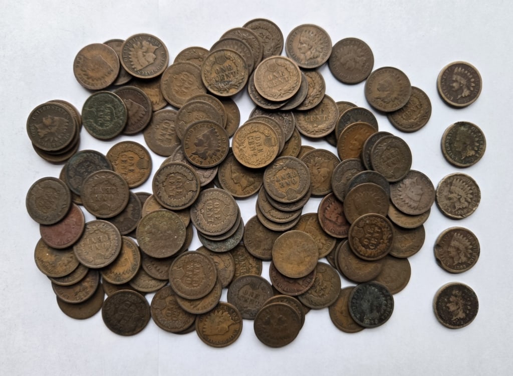 (110) Indian Head Cents: (110) Indian Head Cents