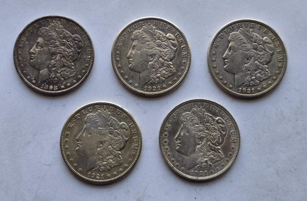 (5) Morgan Silver Dollars: (5) Morgan Silver Dollars