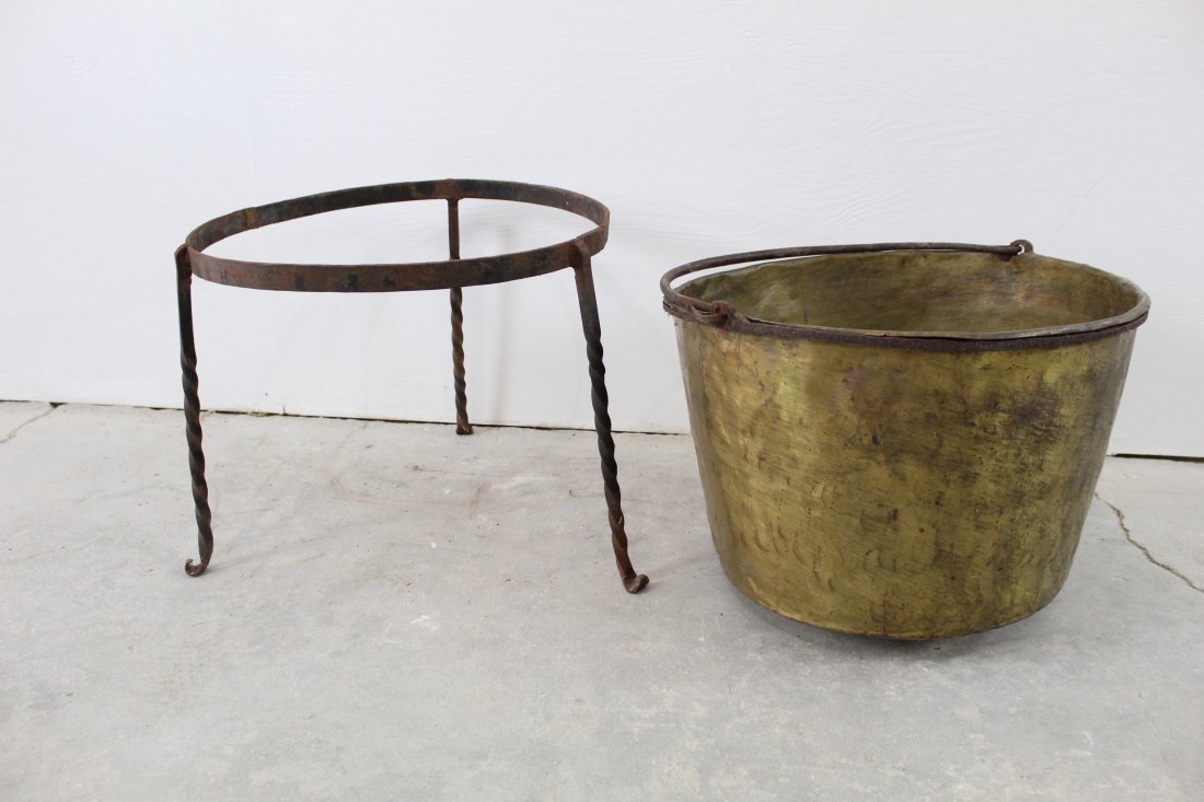 Brass Campfire Cauldron with Fitted Iron Stand (1 of 7)