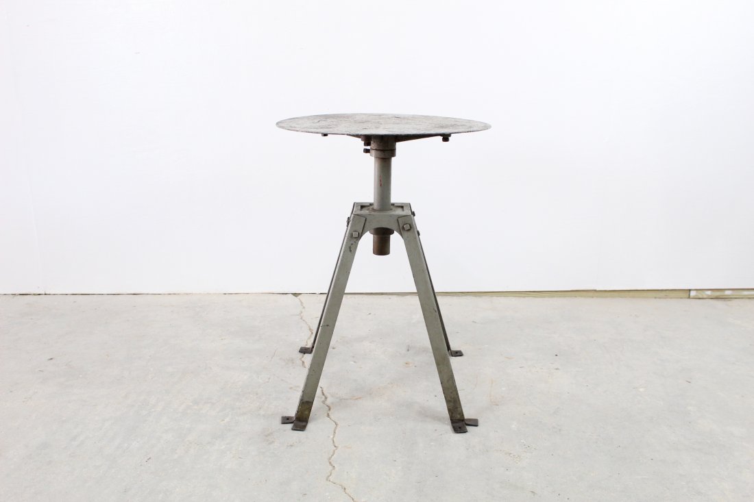 Round Industrial Sculpture Stand (1 of 6)