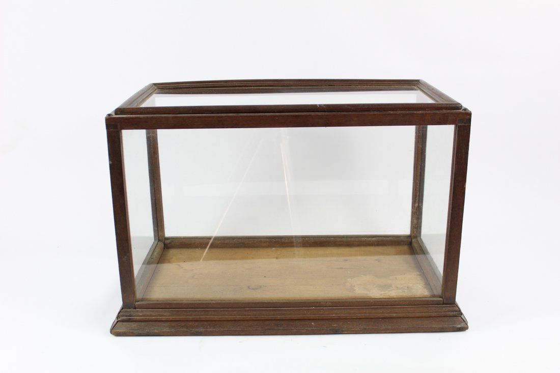 Wood and Glass Store Display Showcase (1 of 7)