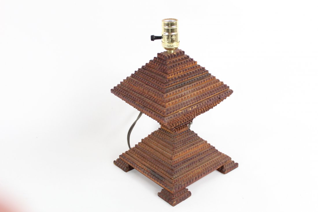 Tramp/Folk Art Table Lamp (1 of 5)