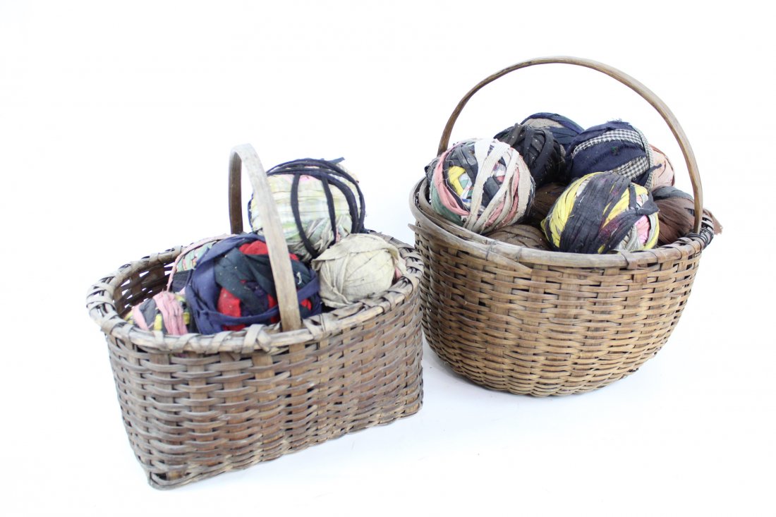 Primitive Farmhouse Baskets Full of Rag Balls (1 of 6)