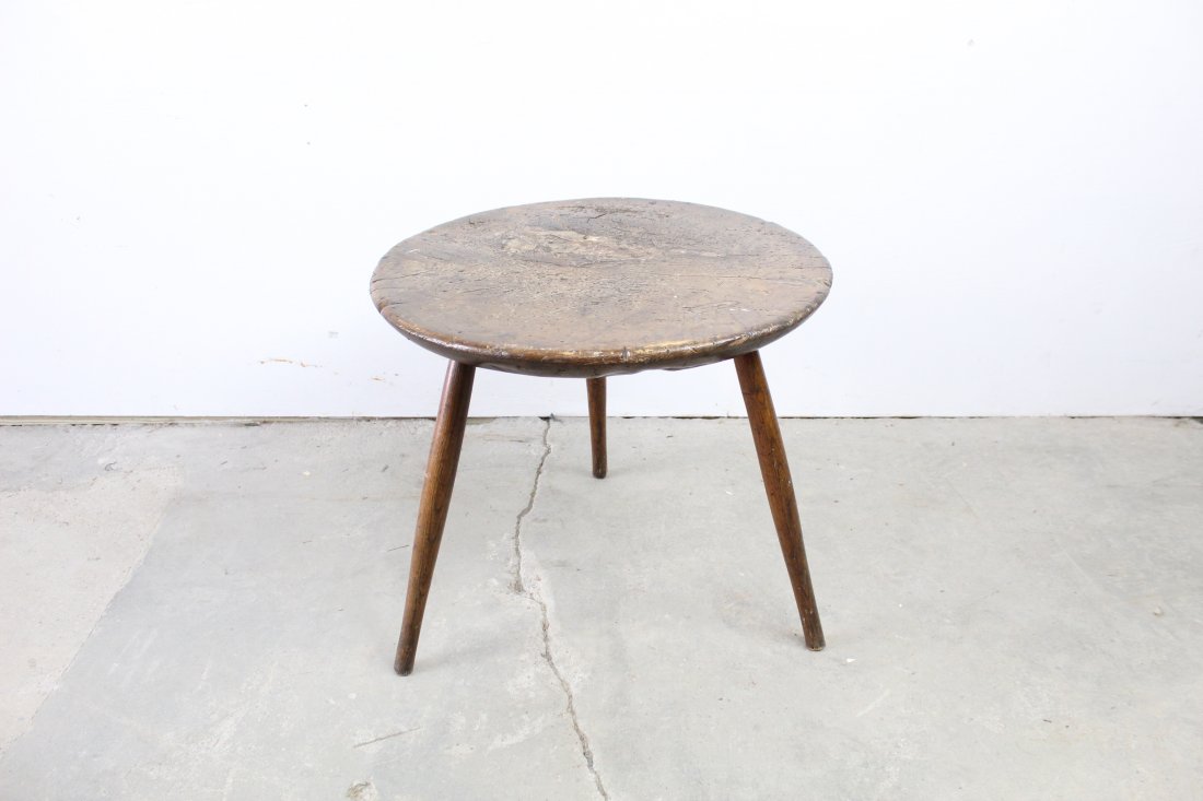 Butcher Block Round Cricket Table (1 of 8)