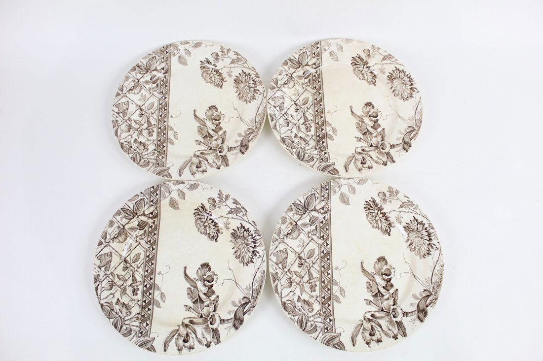 Set of 4 Transferware Trellis Dinner Plates (1 of 7)