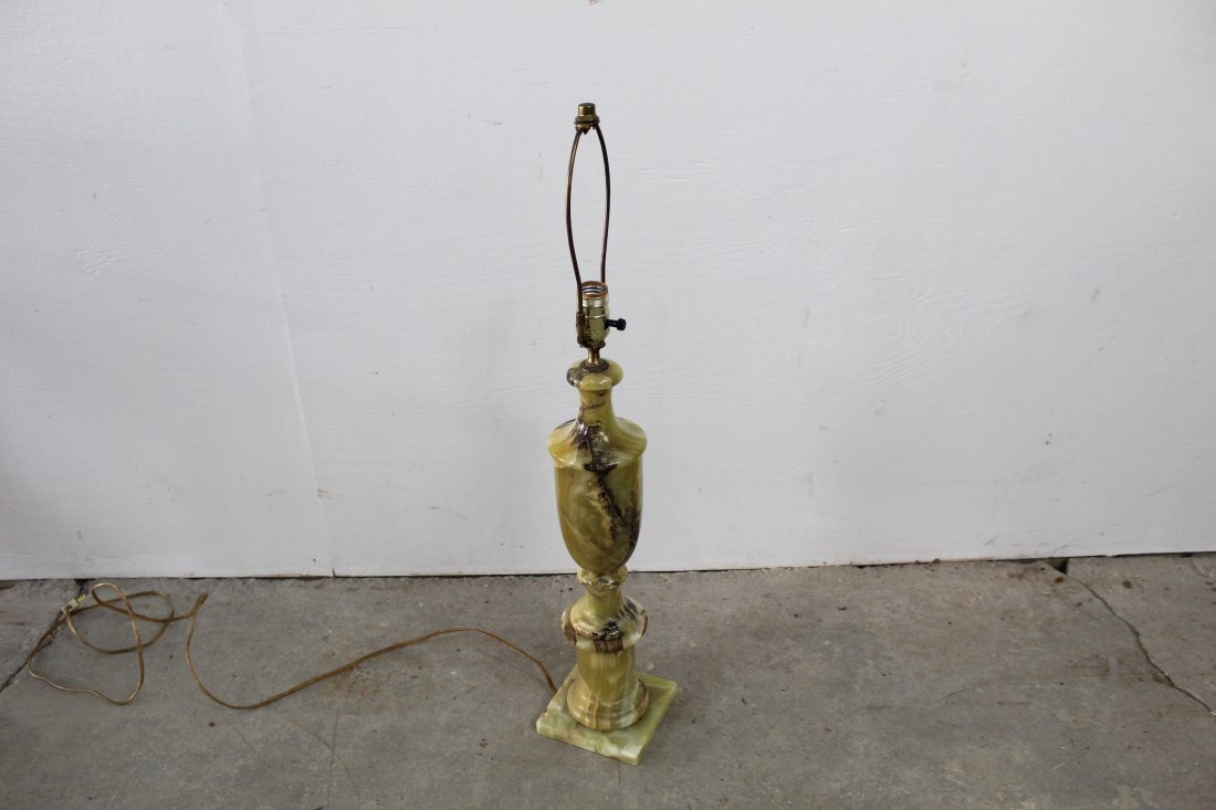 Green Marble Table Lamp, Modern & Refined: Green Marble Table Lamp, Modern & Refined. This lamp is high quality. No shade and na markings of maker. Condition: Excellent, with the exception of one corner having an old repair. See photo. Please 