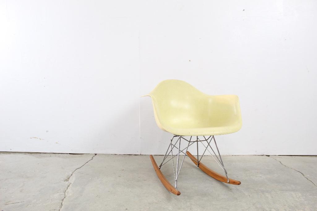 Eames Fiberglass Arm Chair with Eiffel Tower Rocker (1 of 6)