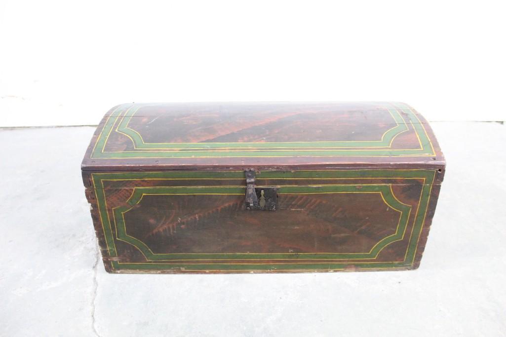 Small Dome Top Trunk with Grain Paint Decoration (1 of 9)