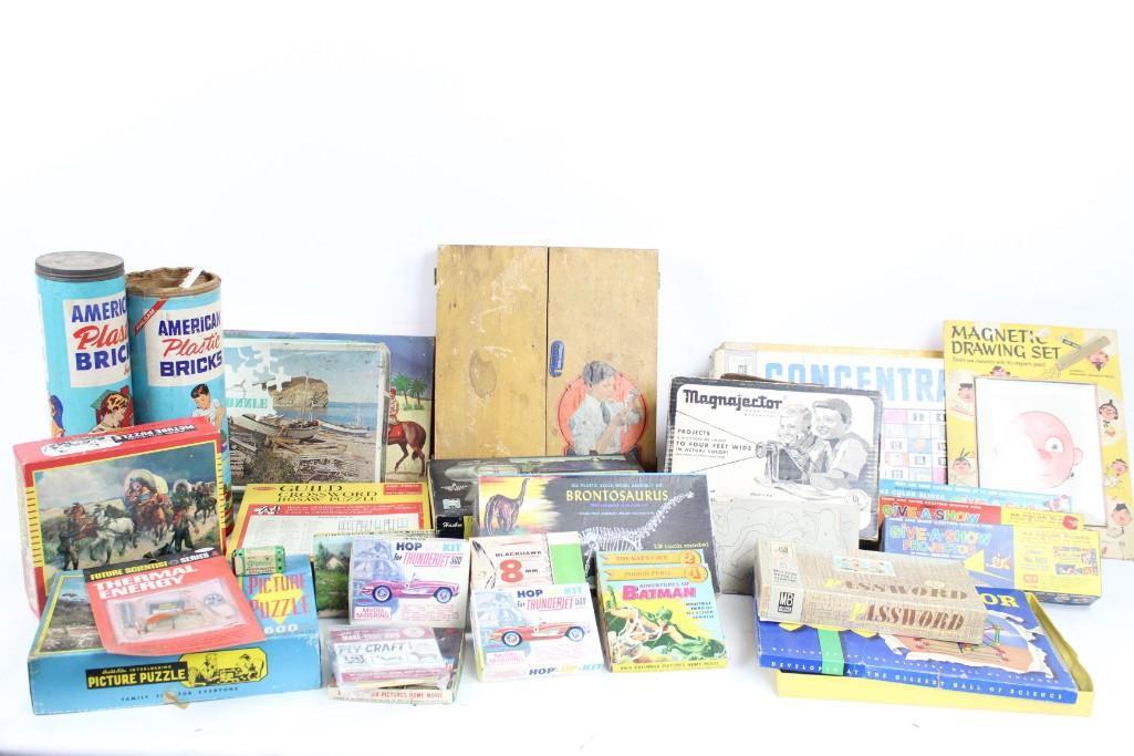 Estate Lot of Vintage Games,Board,Science,Etc (1 of 9)