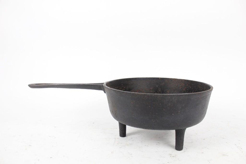 Antique Cast Iron Skillet & Tall Spider Legs,Gate Mark (1 of 5)