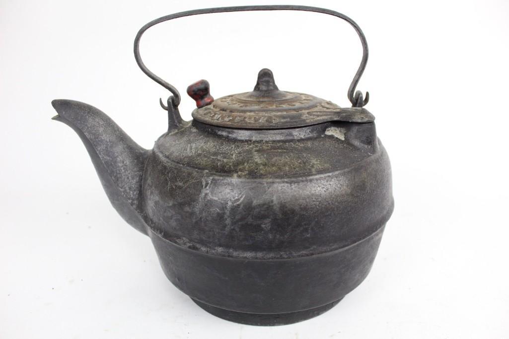 Civil War 1862 Cast Iron Kettle JA Goewey Albany,NY Red: Civil War era 1862 J.A. Goewey Albany NY 8 cast iron kettle, Gate Marked. It is amazing that this kettle was produced during the Civil War. It was patented "July 8 1862." There is an 8 on the bottom. 