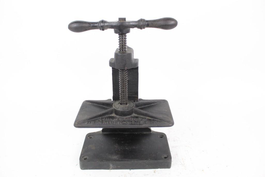 Antique John J Sander NY No. 14 Cast Iron Cigar Press (1 of 6)