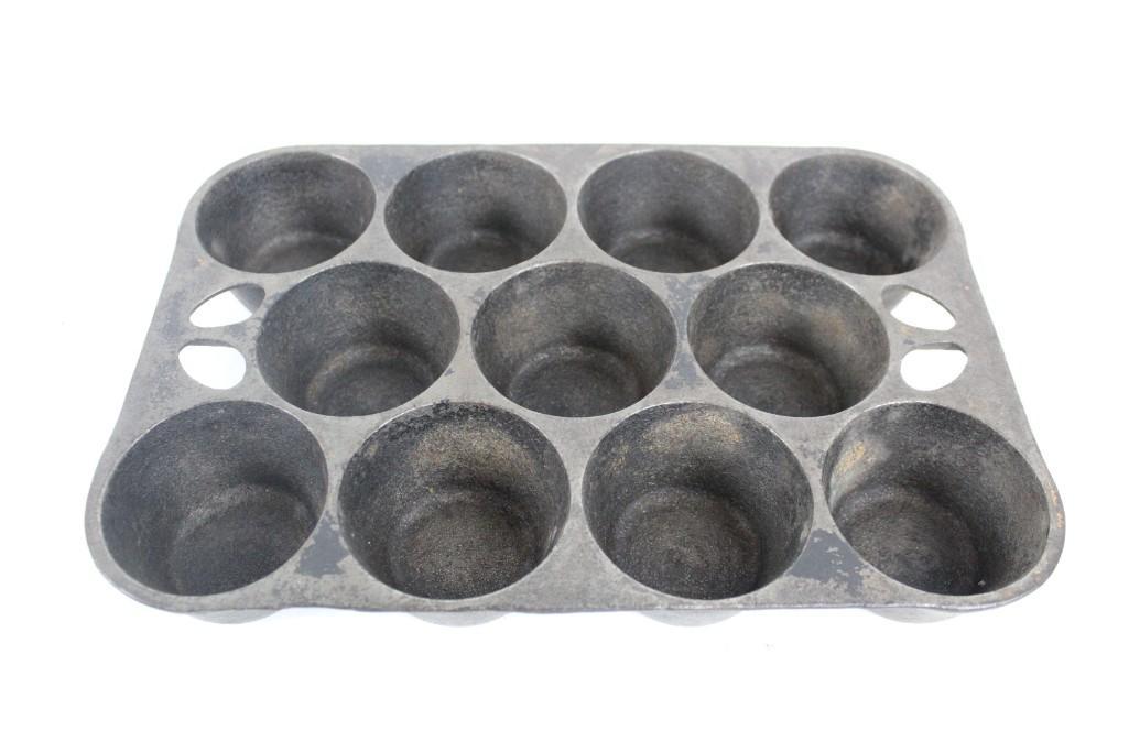 Antique Cast Iron Muffin Popover Tin Griswold Wagner Jan 23 2021 Public Sale Auction House In Ny