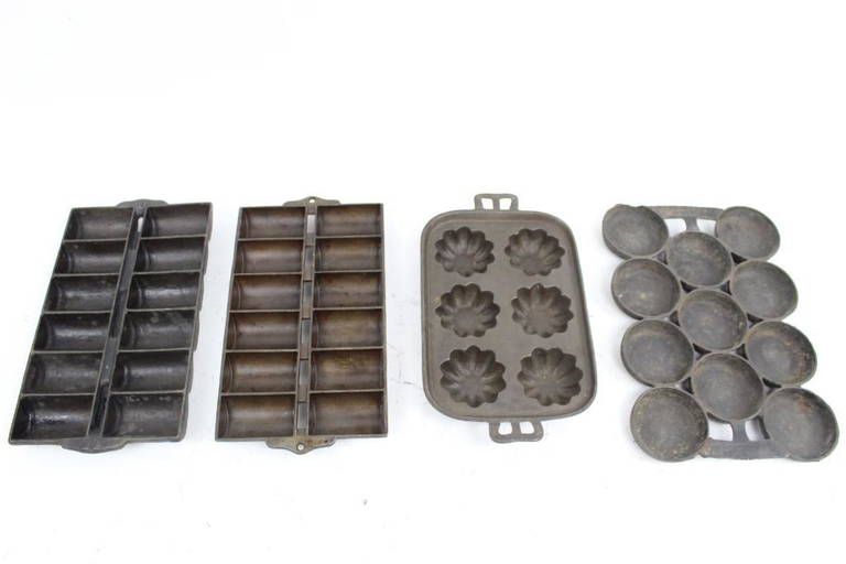 4 Antique Cast Iron Cake & Molds,turk Heads, Gate Mark