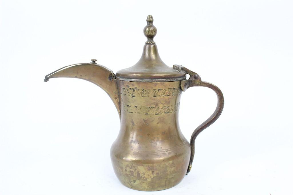 Antique 19th Century Brass Turkish Coffee Pot Dallah: Antique 19th C, Brass Turkish Coffee Pot,Middle Eastern. Antique engraved Turkish copper coffee pot ibrik dallah. This beautiful coffee pot was possibly made in the 19th century. It is a dallah,