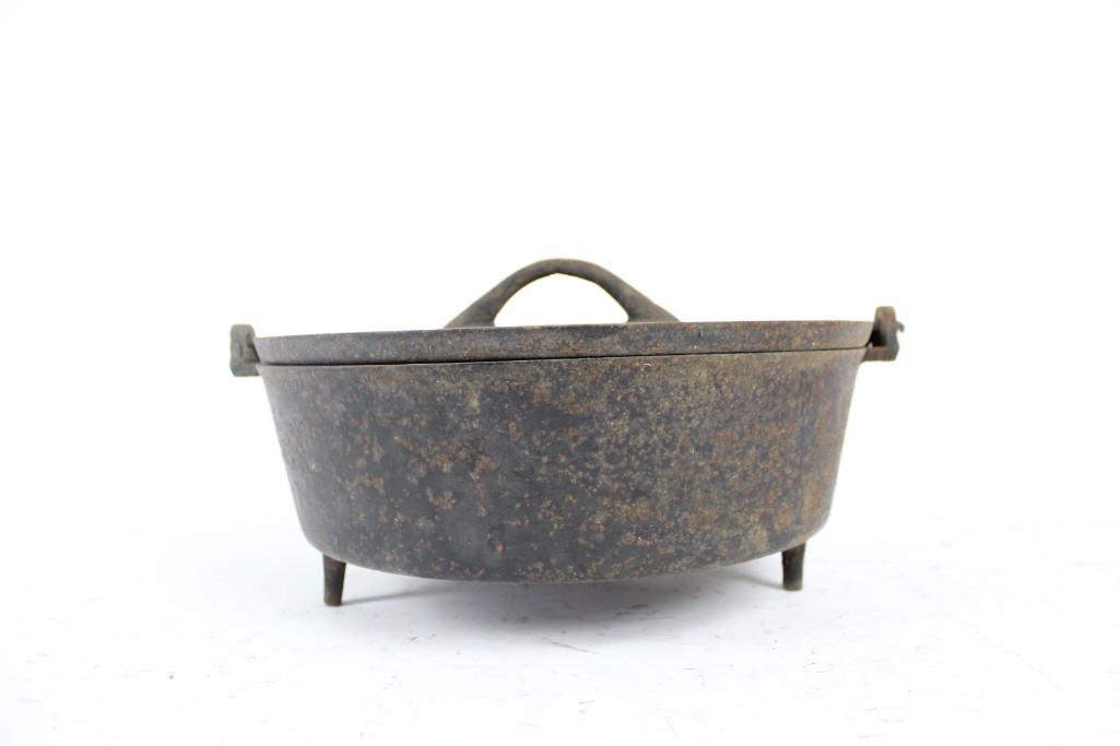 Antique Cast Iron Pot w/ Spider Legs,Lid, Looped Handle (1 of 8)