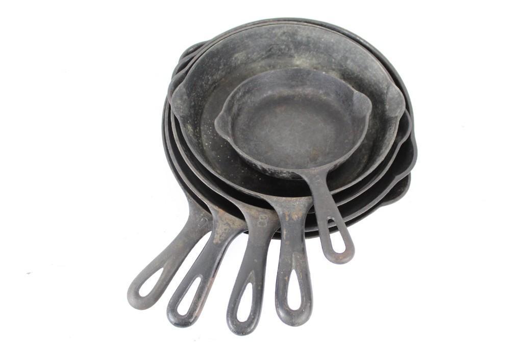 Set of 5 Griswold Erie Cast Iron Pans with Heat Rings (1 of 6)