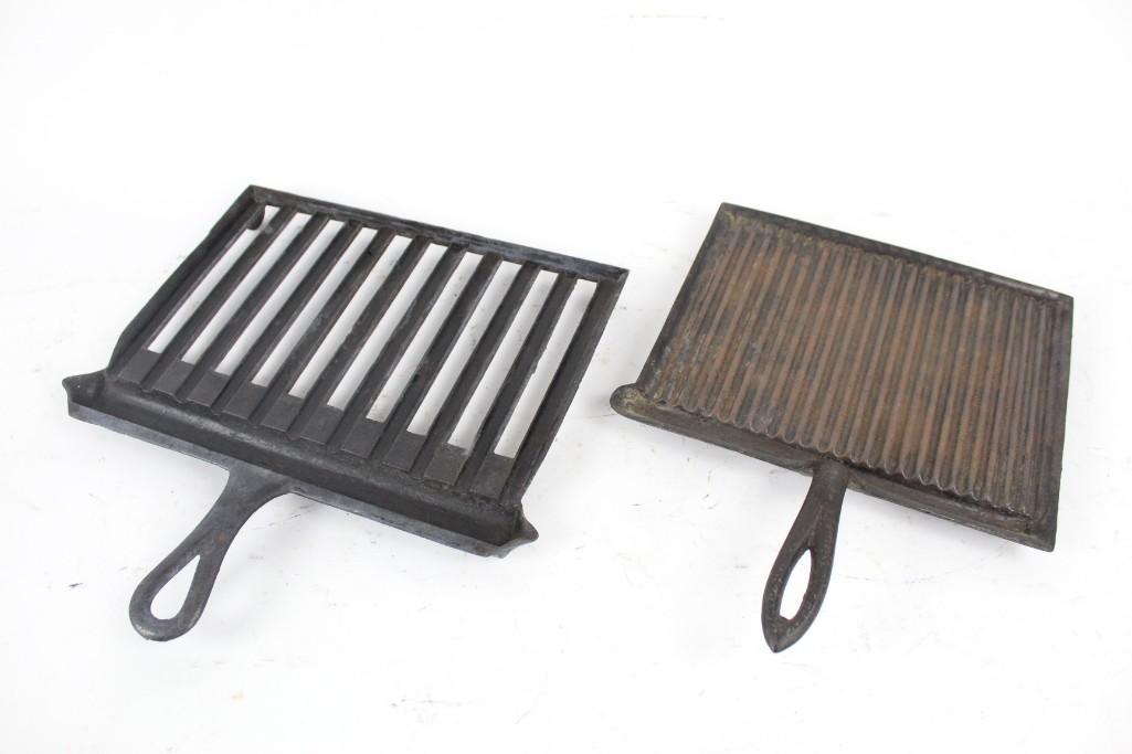 2 Cast Iron Handled Broilers, Gate Mark, 19th C (1 of 8)