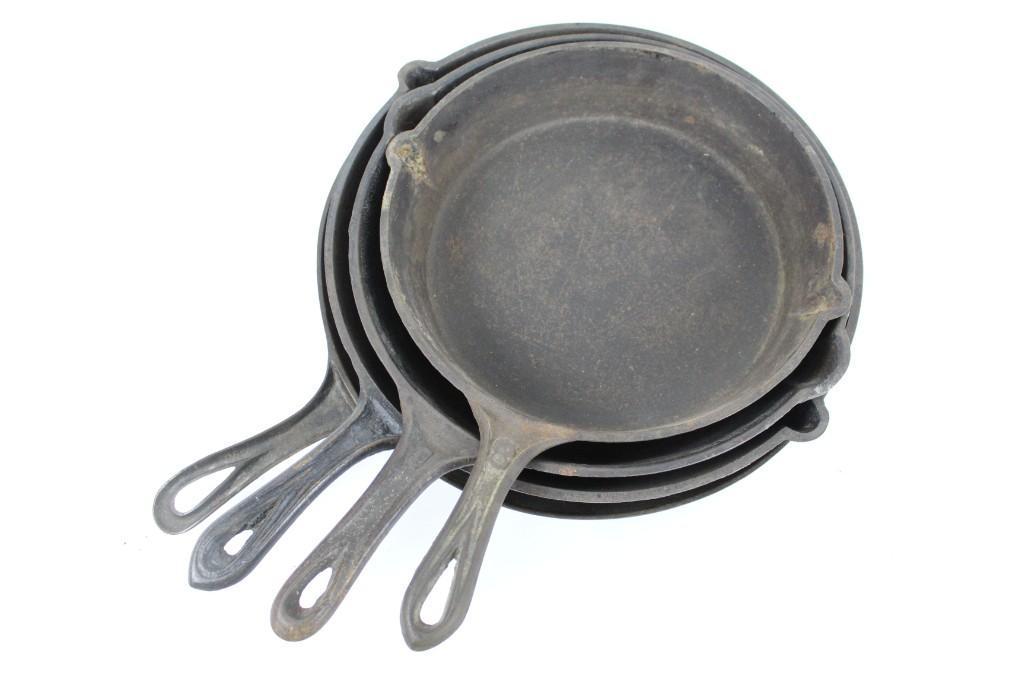 4 Antique 19thC Cast Iron Skillets of Various Sizes (1 of 10)