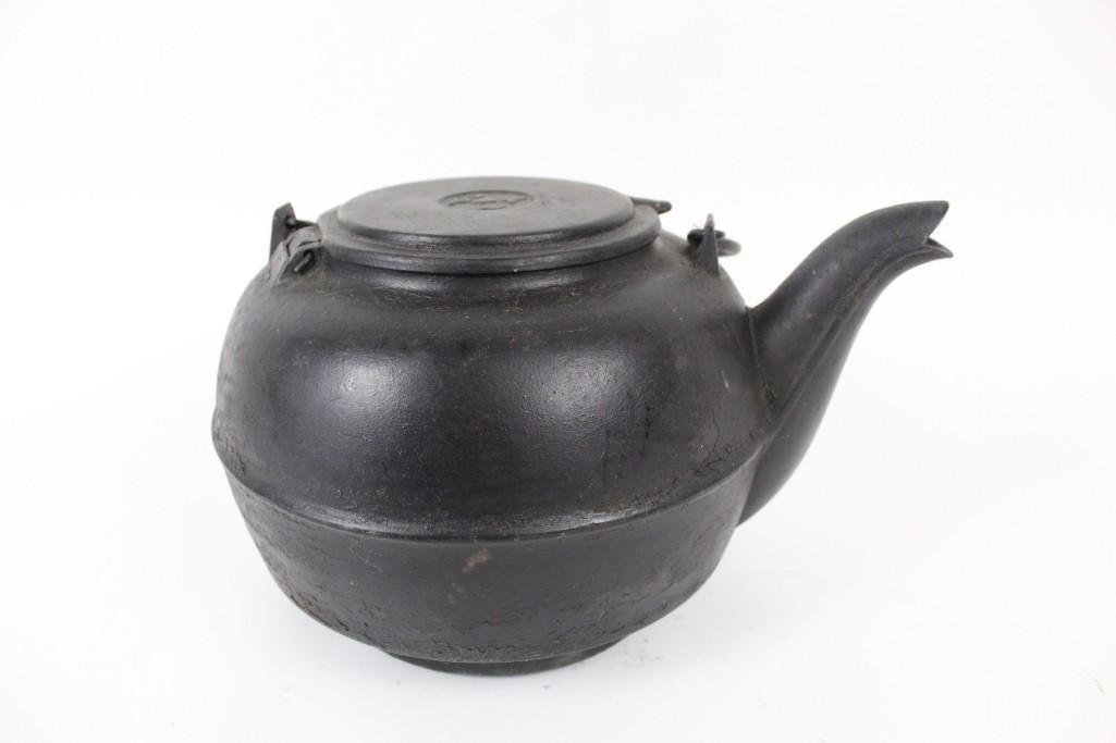 19th C Antique WB Cast Iron Tea Kettle,Maine Gate Mark (1 of 7)