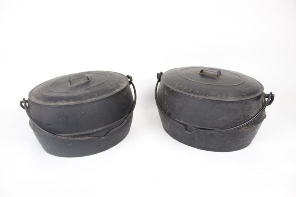 Pair of Antique 19thC Marietta PA Cast Iron Dutch Ovens (1 of 10)