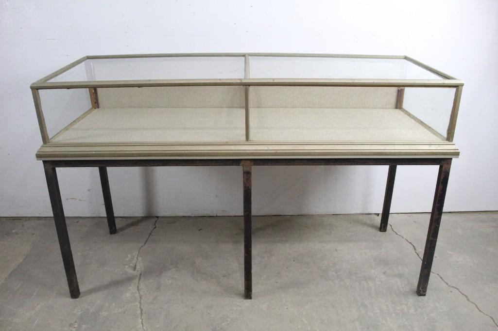 6-Foot Long Nickel Plated Showcase & Custom Stand Base (1 of 7)