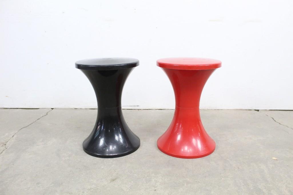 Set of 2 Mid-Century Modern TamTam Plastic Stools: Set of 2 Mid-Century Modern TamTam Plastic Stools. Each stool labeled on its underside "tam tam" and reads, "Marque et Modele-depose." Resembling an hour glass or a chess piece, these stools are very 