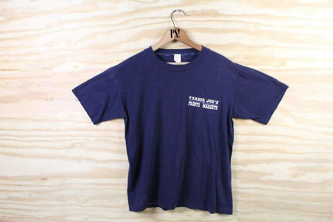 Navy M Trader Joe's Pronto Markets Vintage T-Shirt (1 of 5)