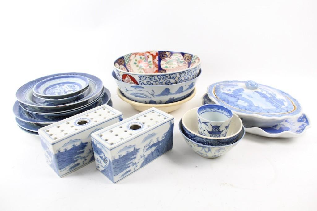 Large Lot of Blue Chinese Pottery Painted Dinnerware (1 of 19)