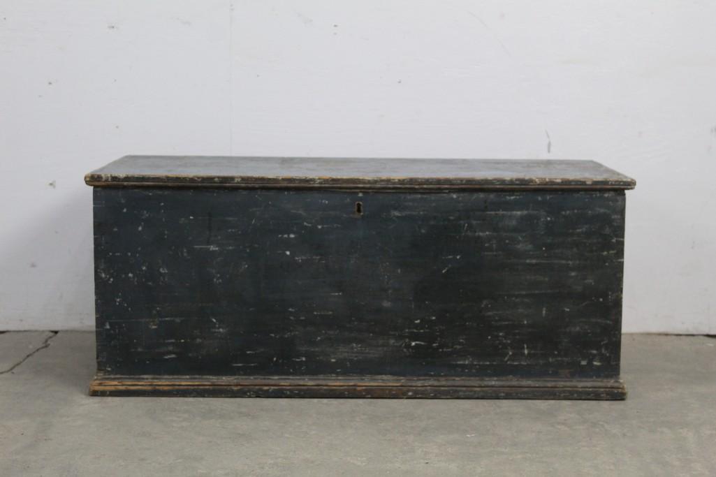 Antique Blue Paint Wood 6-Board Trunk,Blanket Chest (1 of 6)