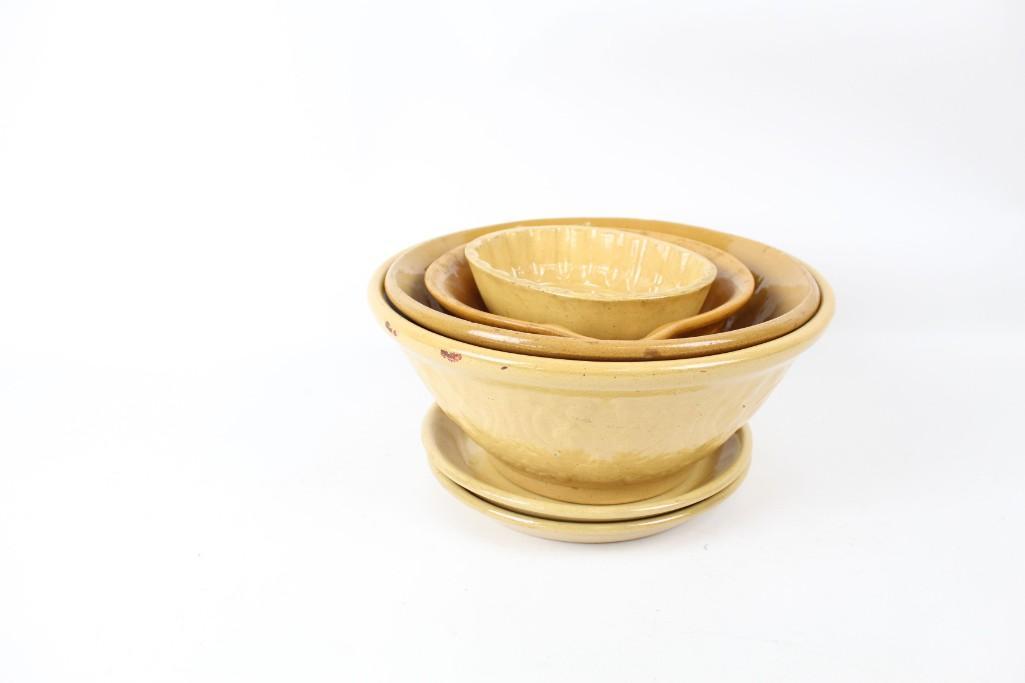 6 Antique Farm House Yelloware Pottery Bowls & Plates (1 of 12)
