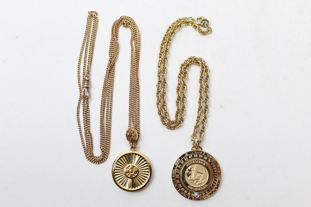 2 Gold Pendant Necklaces, Pierre Cardin Sagittarius (1 of 11)