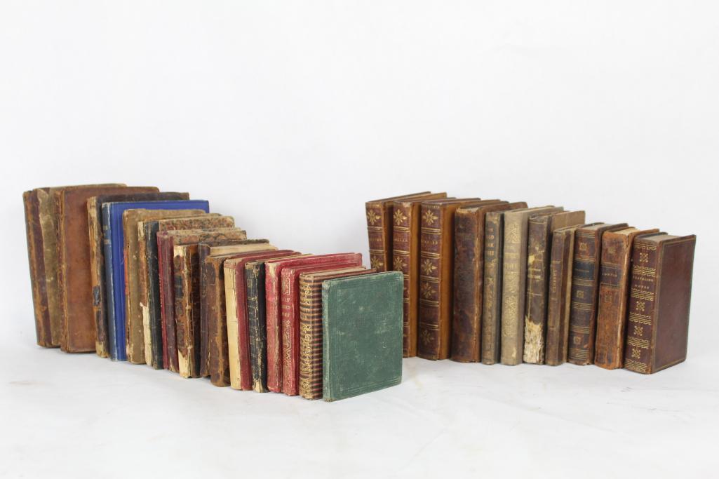 Lot of 27 Small Antique Hardback Books, Leather & Cloth (1 of 20)