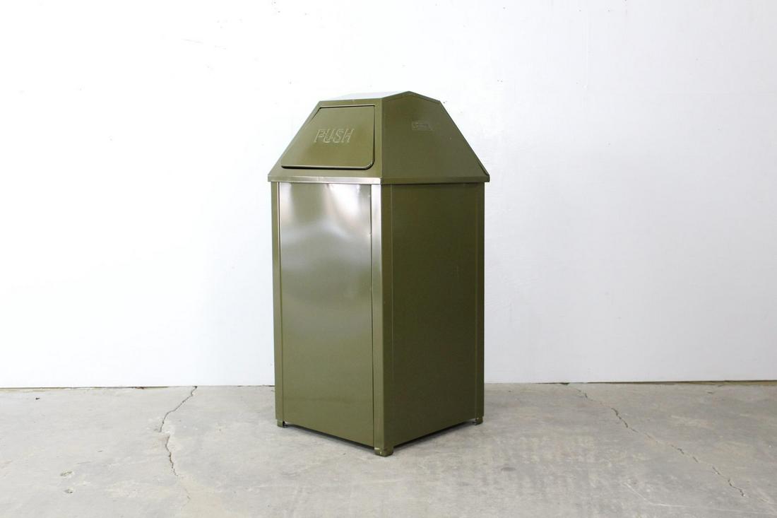 Large Industrial United Metal Trash Can,NOS Boxed,1of2 (1 of 11)