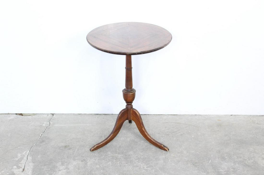 Elite Furniture Co. Book Matched Veneer Tilt Top Table (1 of 7)