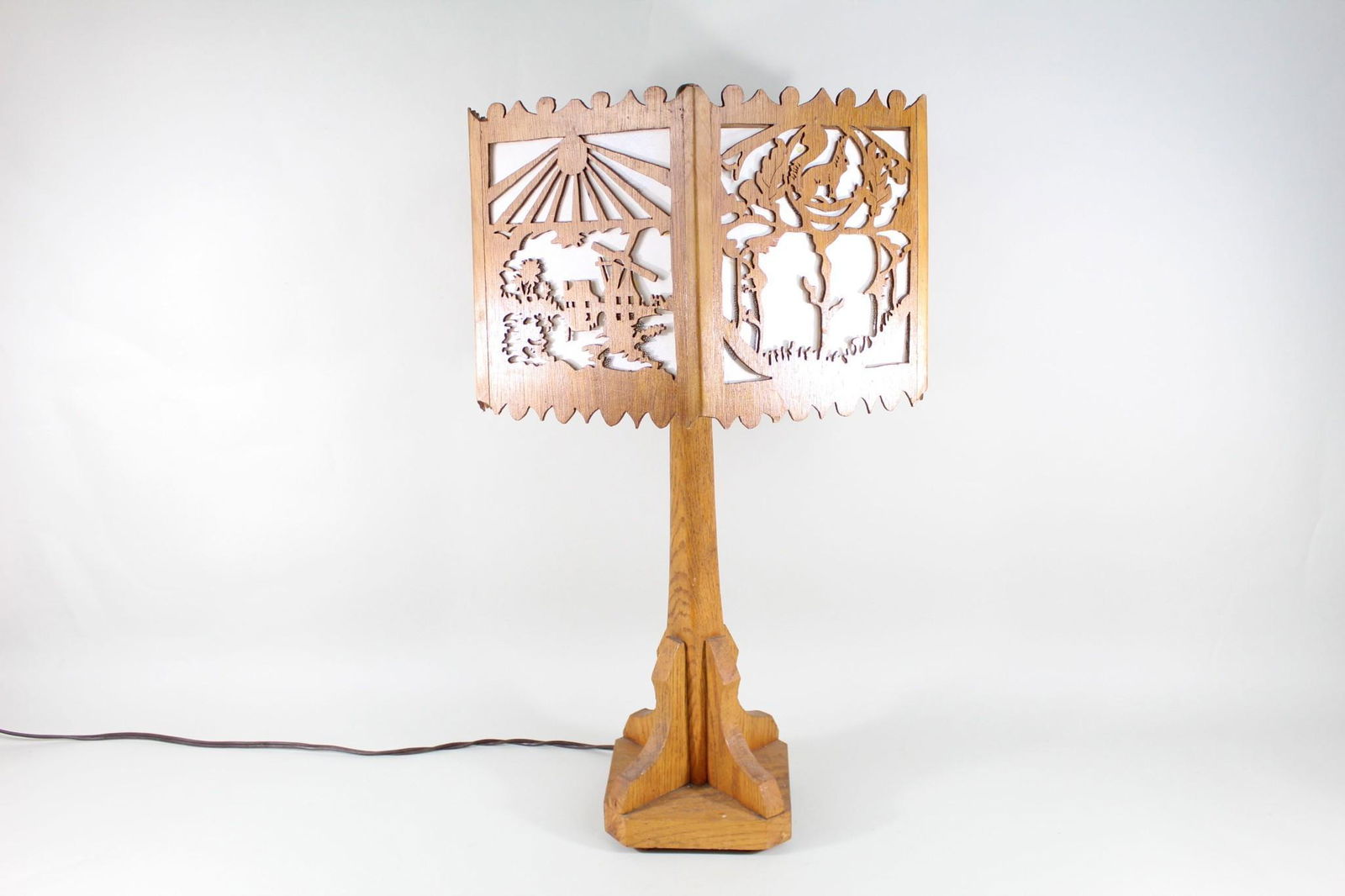 Vintage Wooden Table Lamp w/Silhouette Cutouts Shade (1 of 14)