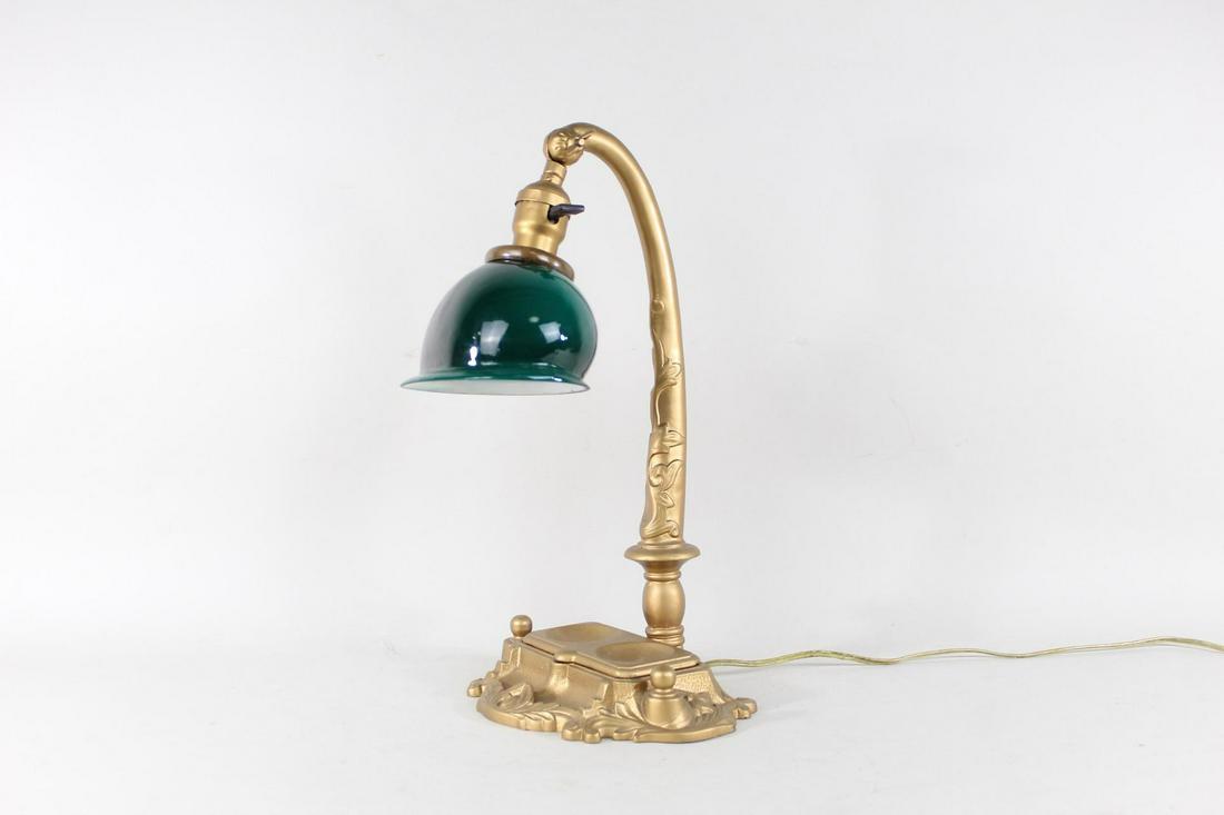 Unusual Emeralite Lamp w/Oblong Green Cased Shade (1 of 8)
