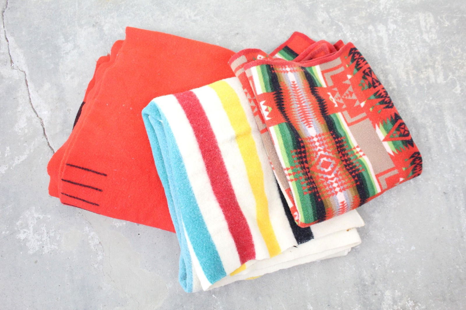 3 Colorful Vintage Pendleton & Hudson Bay Wool Blankets (1 of 17)