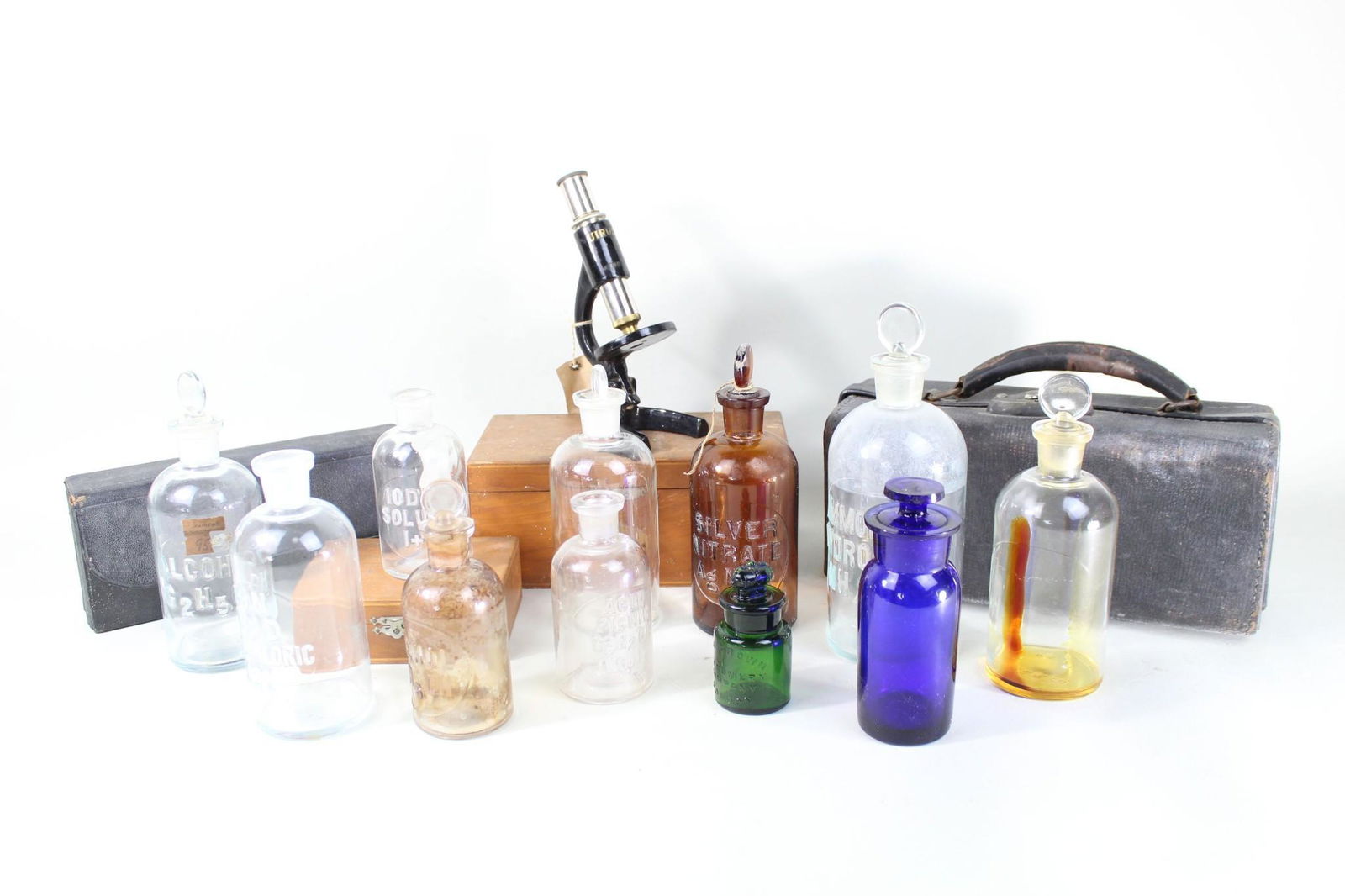 Chemist's Laboratory Testing Collection w/Microscope (1 of 20)