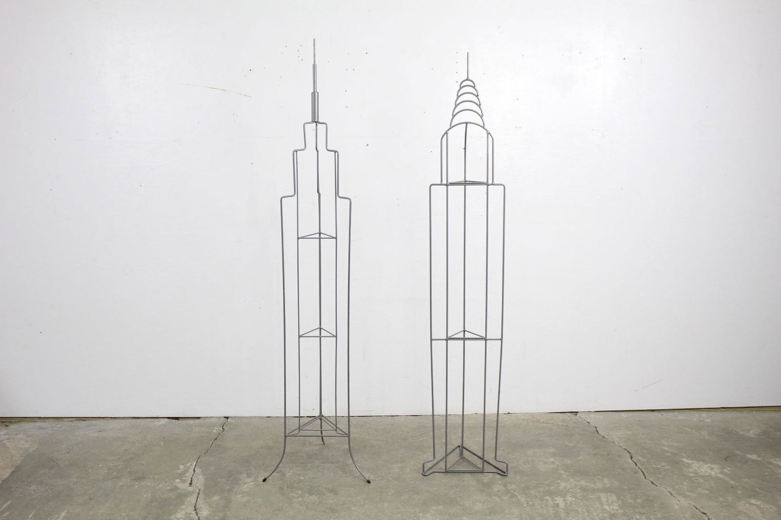 2 Wire Empire State & Chrysler Bldg Skyscraper CD Racks (1 of 8)