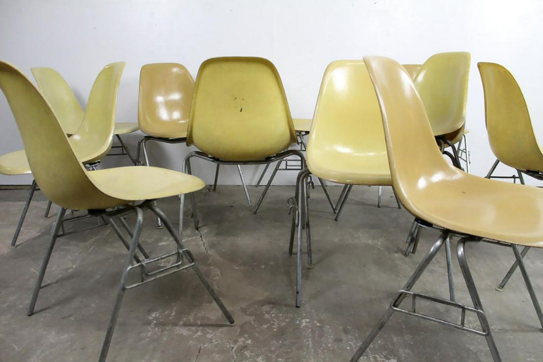 12 Vintage Eames Molded Fiberglass Chairs,Herman Miller (1 of 14)