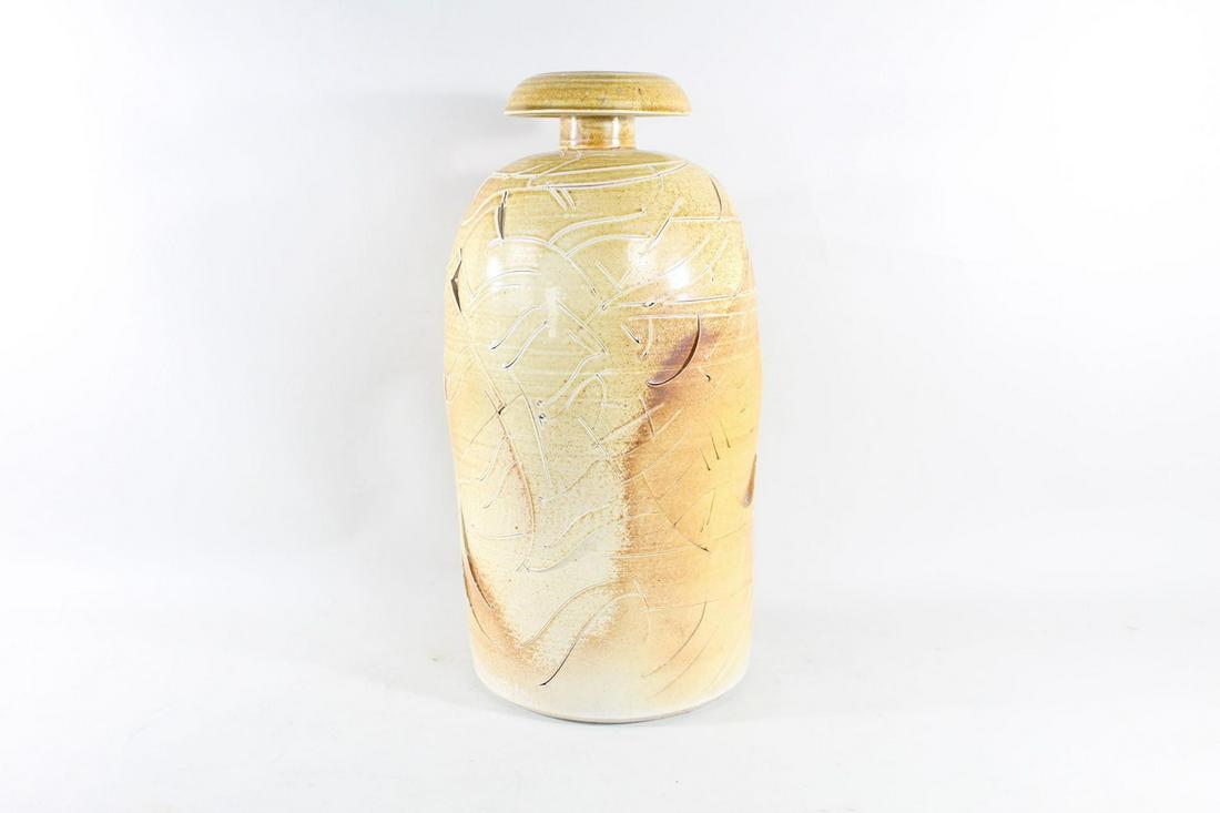 Dick Studley Studio Pottery Salt Glaze Porcelain Vessel (1 of 14)