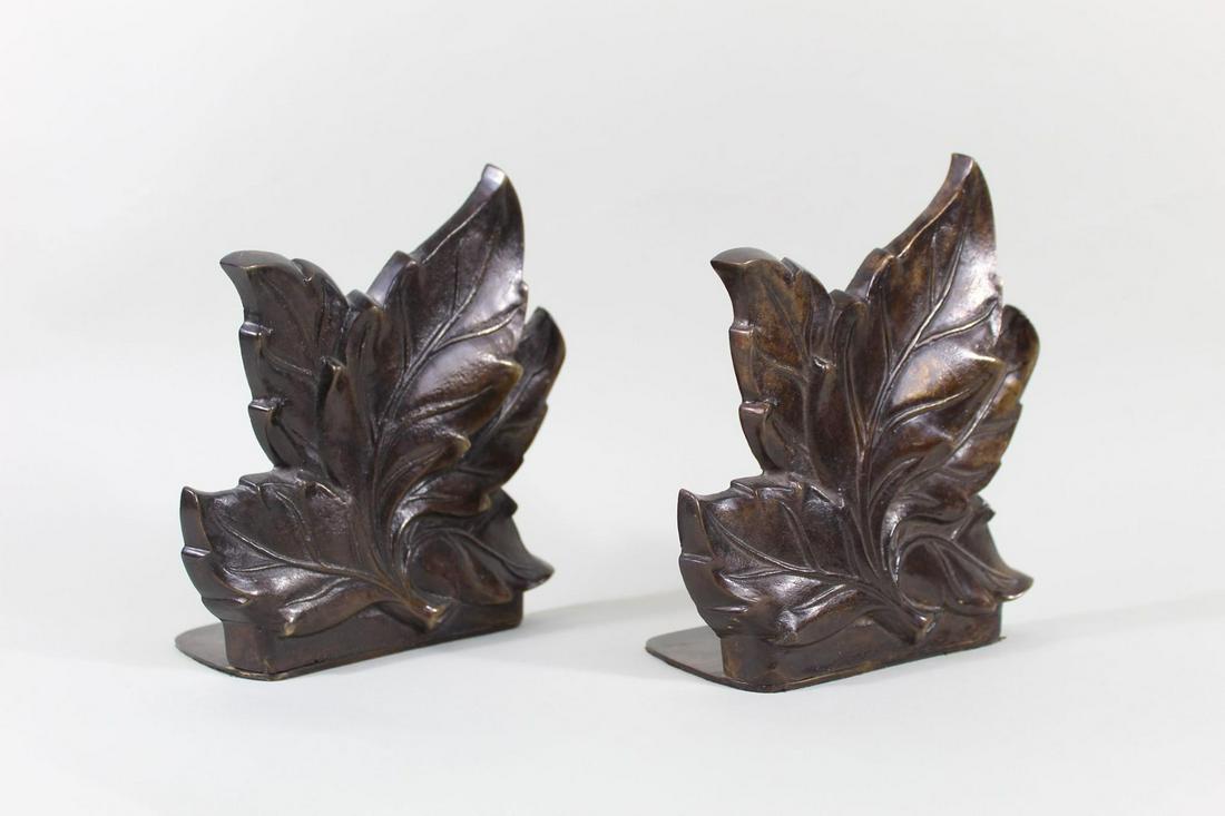 Pair of 2 Decorative Cast Metal Leaf, Leaves Bookends (1 of 6)