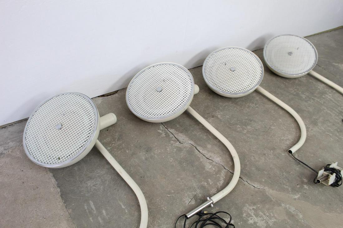 4 White Metal Mid-Century Modern Desk Lamps, Lot C (1 of 7)