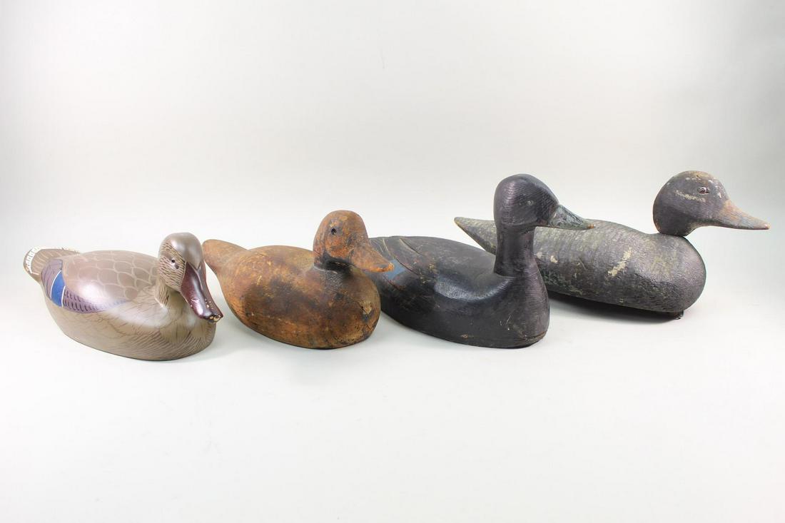 Collection of 4 Painted Wooden Duck Decoys Folk Art (1 of 20)
