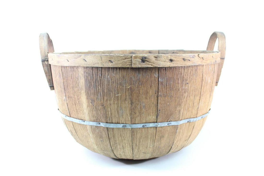 Large Wood Splint Apple Picking Basket w/Metal Support (1 of 10)