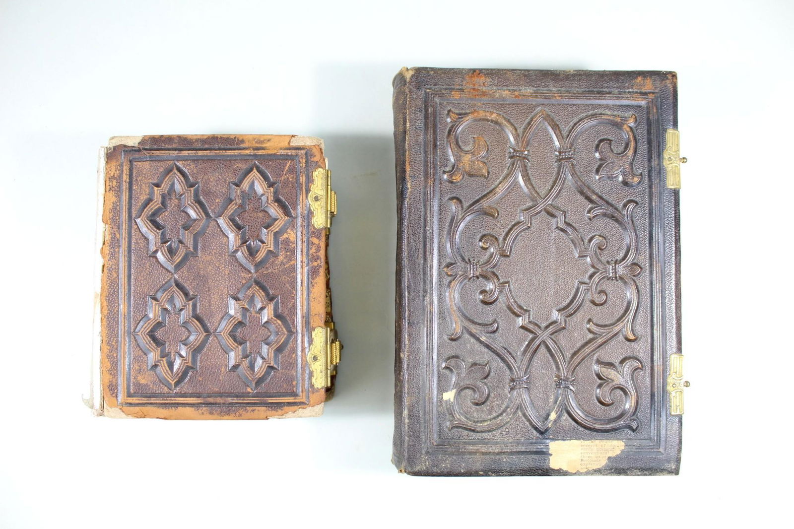 2 Antique Photo Albums Tintypes & CDV Photos (1 of 20)